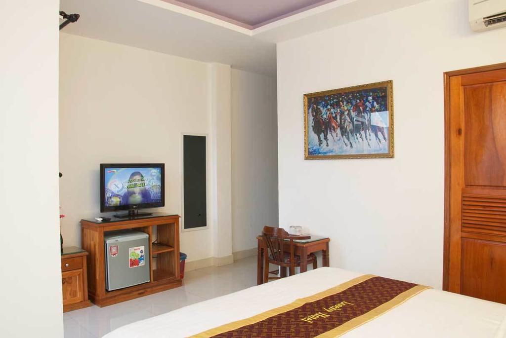 Loseby Hotel Дананг Екстериор снимка