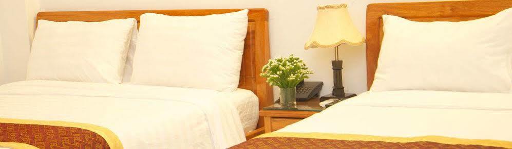 Loseby Hotel Дананг Екстериор снимка